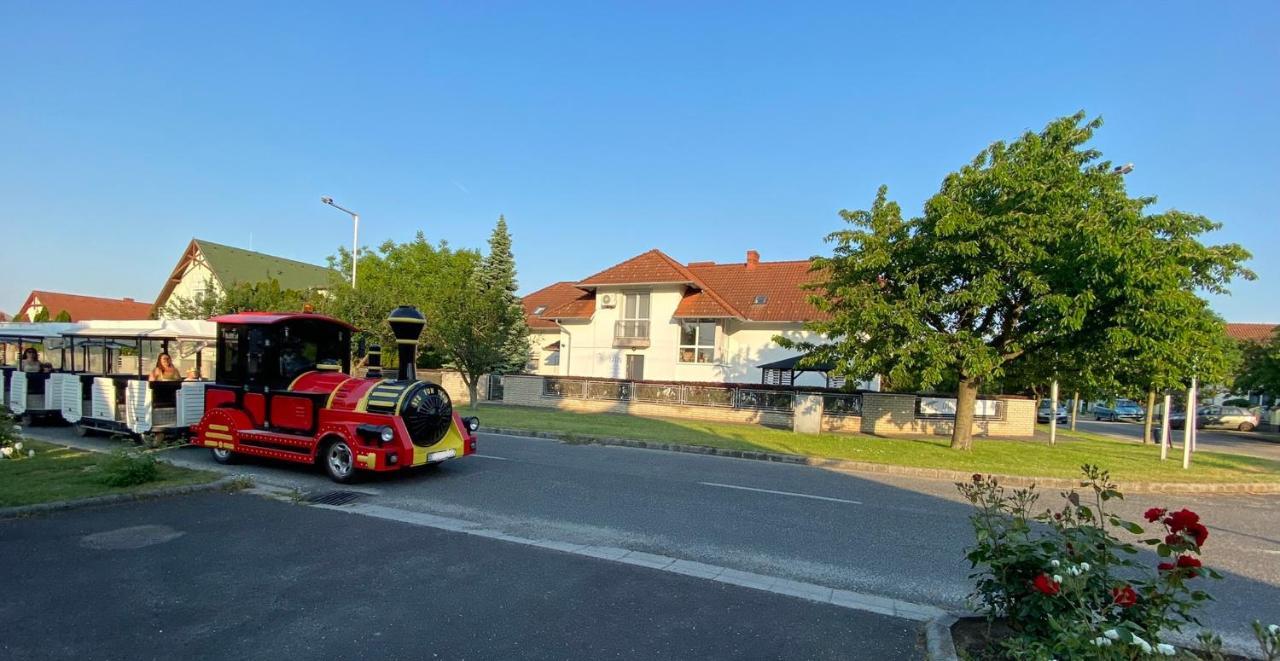Villa Tara Buek Exterior foto