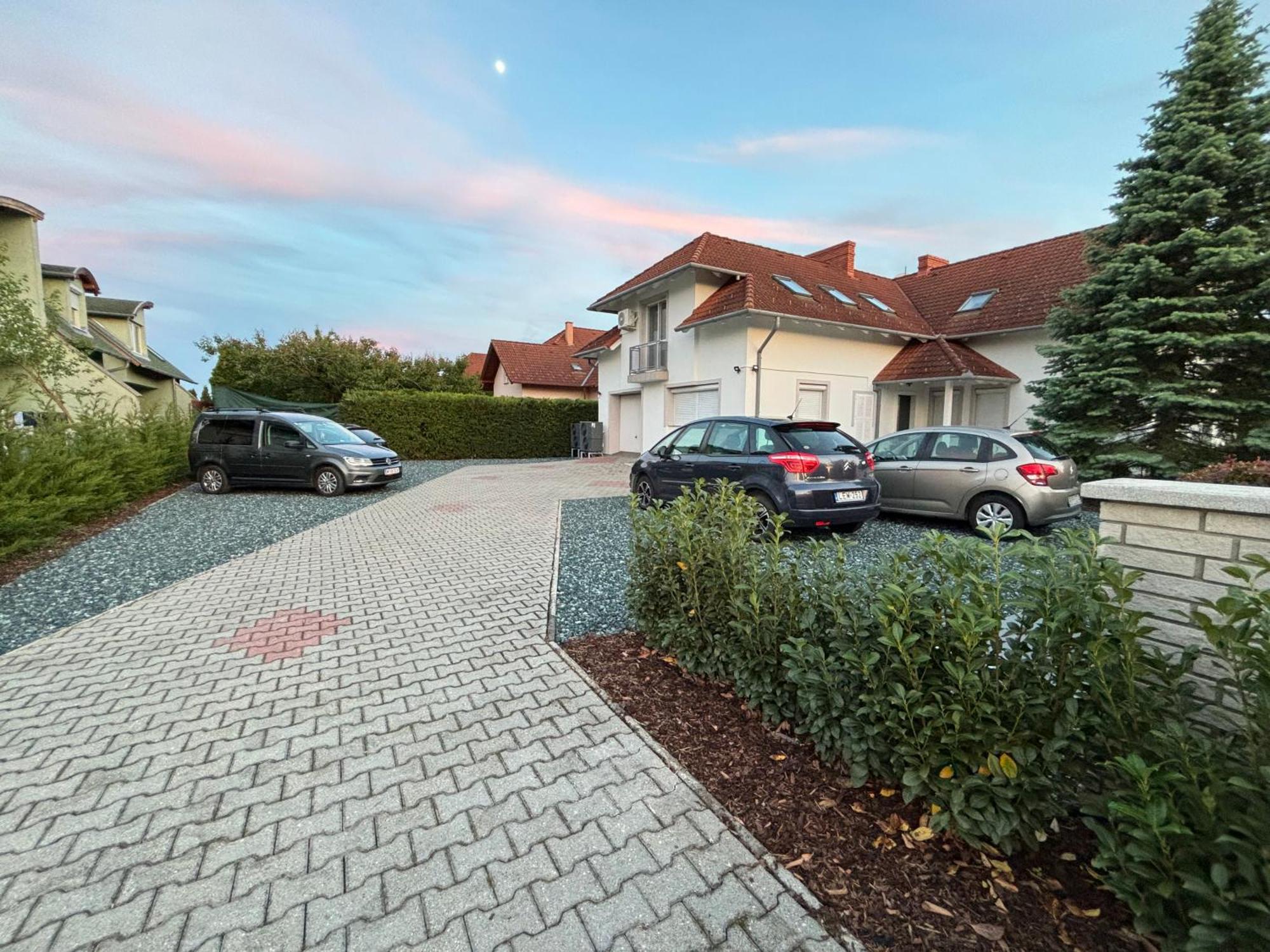 Villa Tara Buek Exterior foto